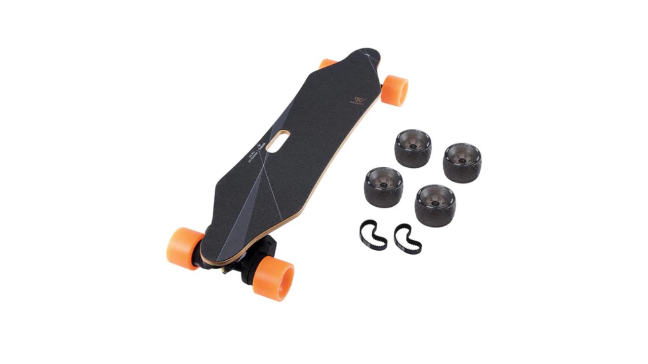 Speed and Style: Choosing the Right Electric Skateboard